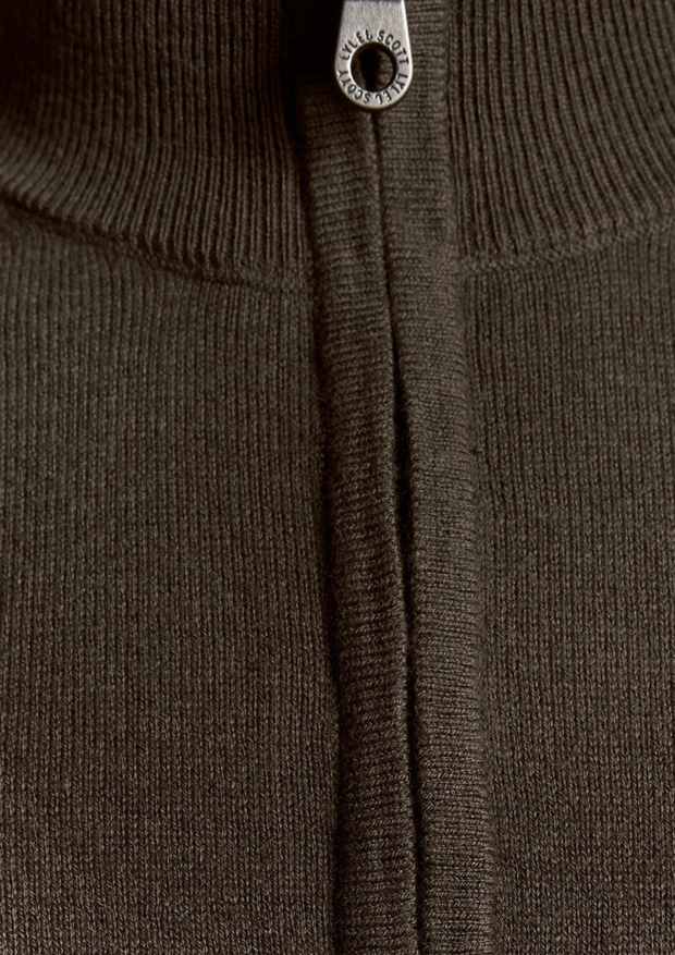 Lyle & Scott Merino 1/4 Zip Jumper in Expresso